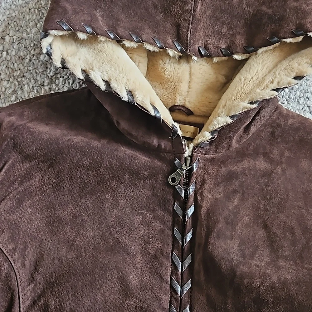 Wilsons Leather Genuine Leather Fur Lined Jacket. - Picture 5 of 12